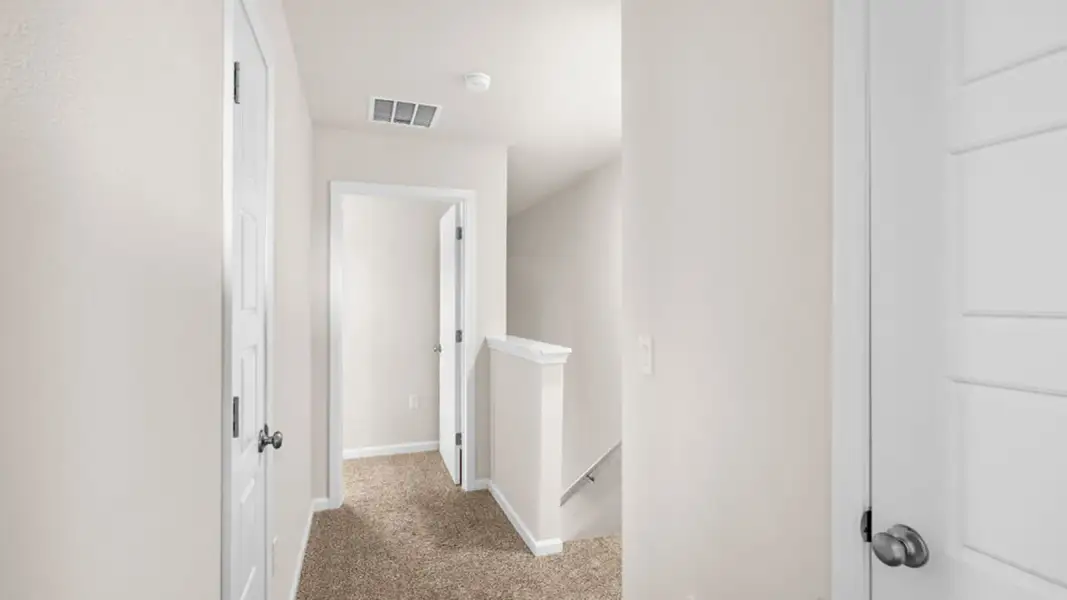 Spacious, unfurnished interior of a new home in Abilene Acres, Tallahassee (Image 25).