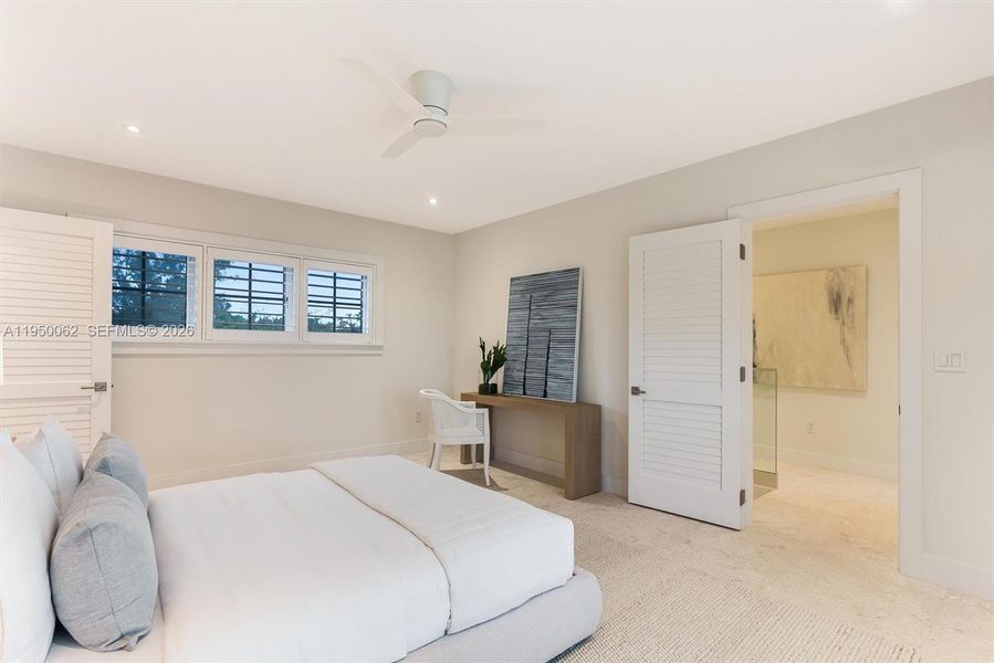 Furnished interior view inside a new home in , Islamorada, Village of Islands (Image 38).