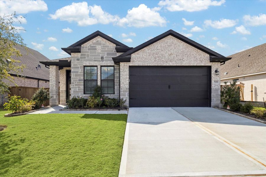 Welcome to 7626 Tall Trees Grove, located in Fairway Pines, a 55+ community. Lawn maintenance is included in HOA.
