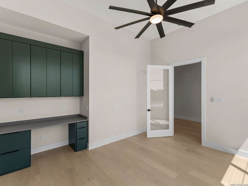 Furnished interior view inside a new home in , Boerne (Image 12).