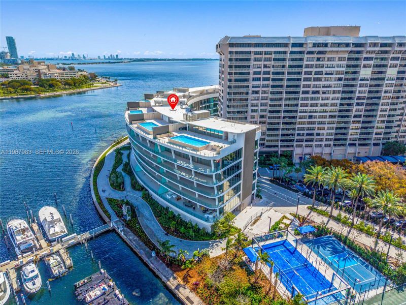 Condo located in Miami, FL showcasing its design and architecture (Image 39).