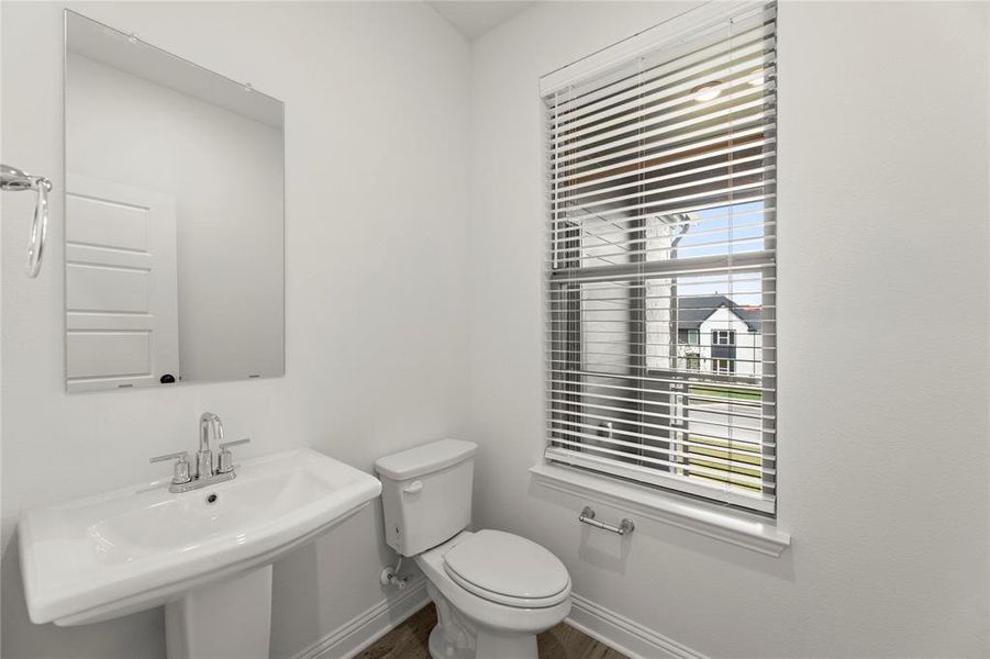 Furnished interior view inside a new home in Chelsea Commons, Allen (Image 6).