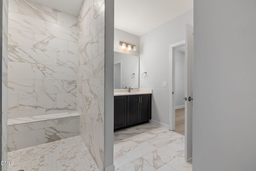 13-web-or-mls-DX3A0784