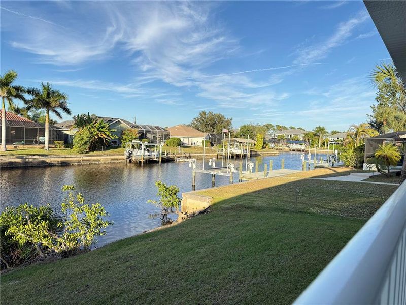 Community amenities in , Port Charlotte (Image 24).
