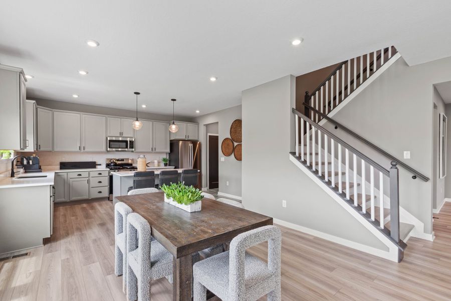 Representative furnished interior of a home built from the Breckenridge by Fischer Homes in Sage Woods, Dallas (Image 16).