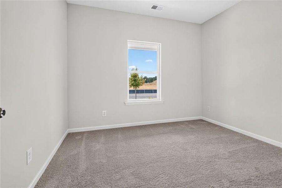 Spacious, unfurnished interior of a new home in Southbend, Rome (Image 20).