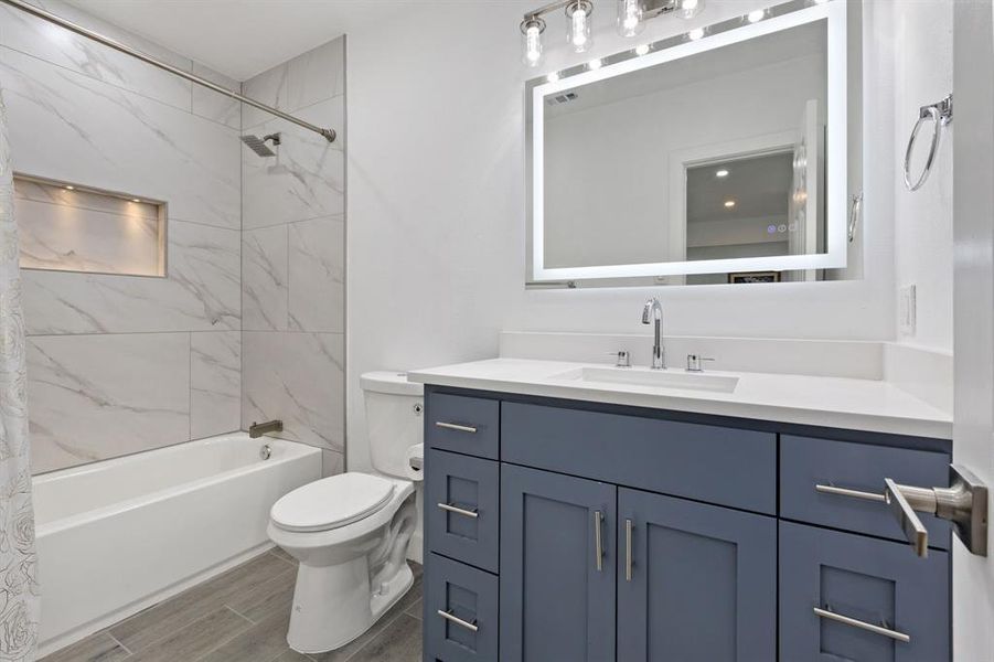 Furnished interior view inside a new home in , Pecan Gap (Image 17).