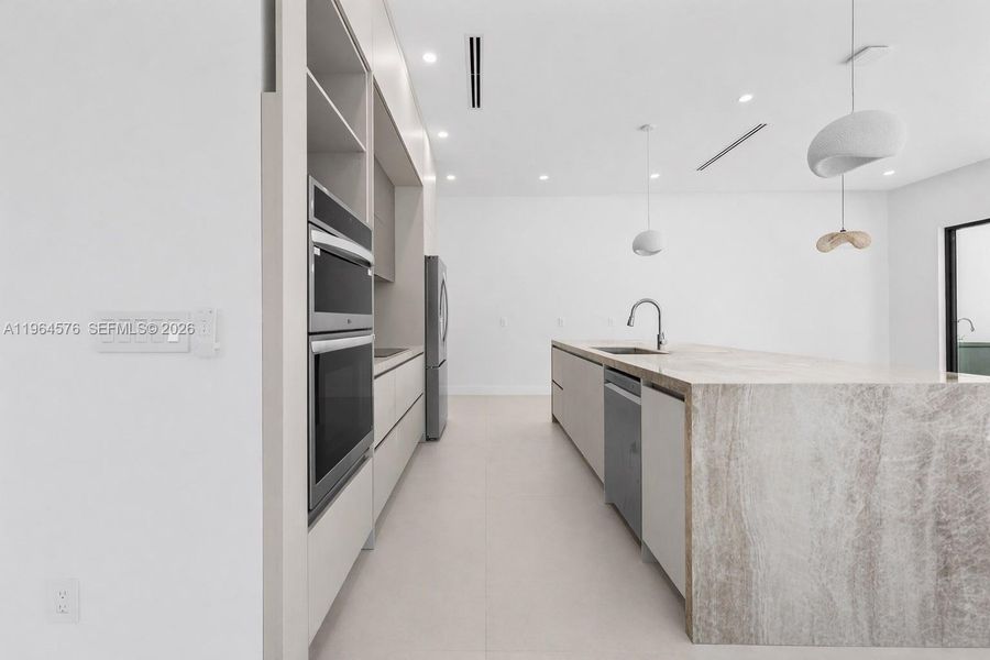 Furnished interior view inside a new home in , Fort Lauderdale (Image 7). Furnished interior view inside a new home in , Fort Lauderdale (Image 7).