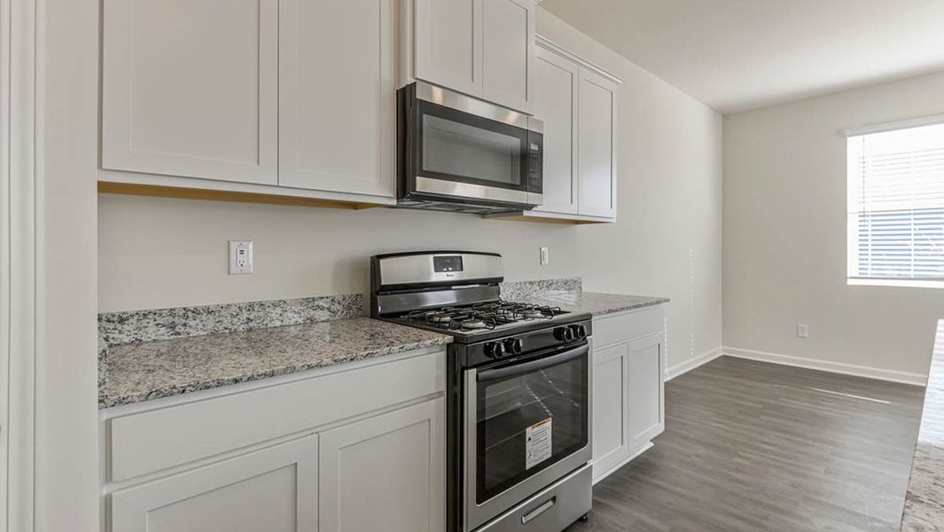 Furnished interior view inside a new home in Sherwood Manor, Atlanta (Image 6).