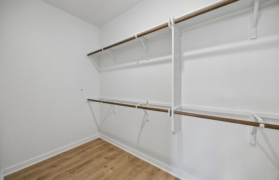 Spacious, unfurnished interior of a new home in Lagos, Manor (Image 12).