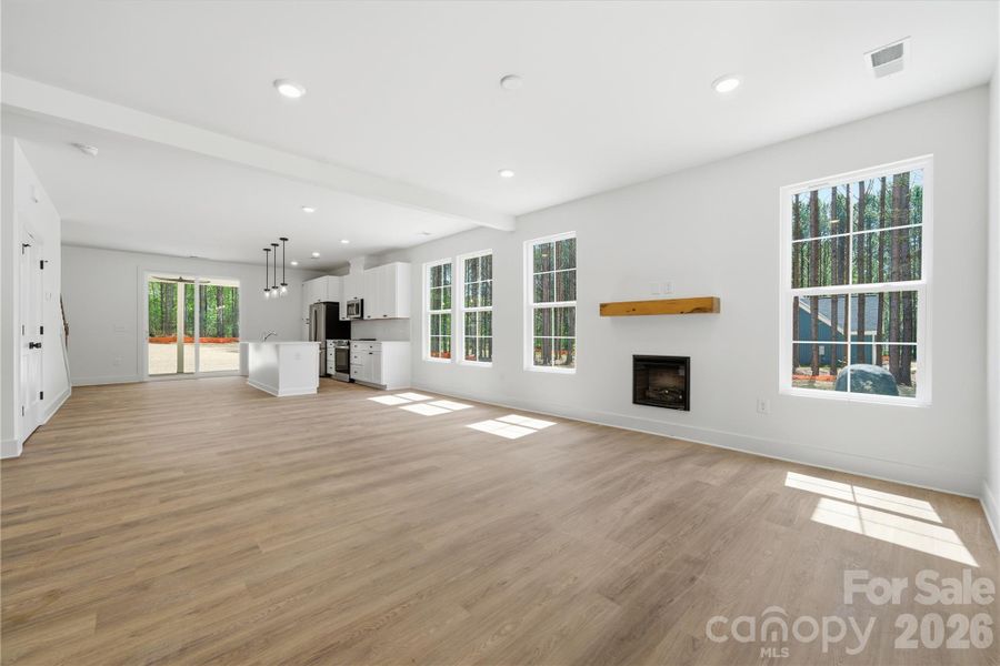 Spacious, unfurnished interior of a new home in , York (Image 27).