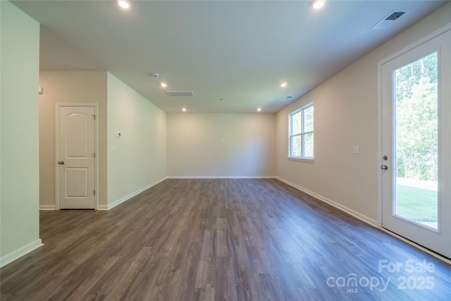 Spacious, unfurnished interior of a new home in , Charlotte (Image 34).