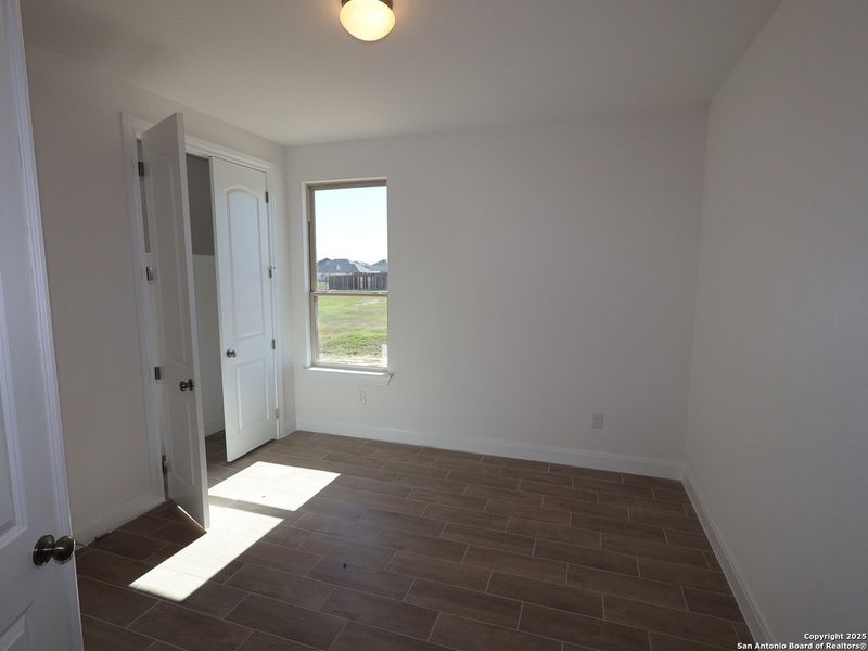 Spacious, unfurnished interior of a new home in Everly Estates, San Antonio (Image 19).