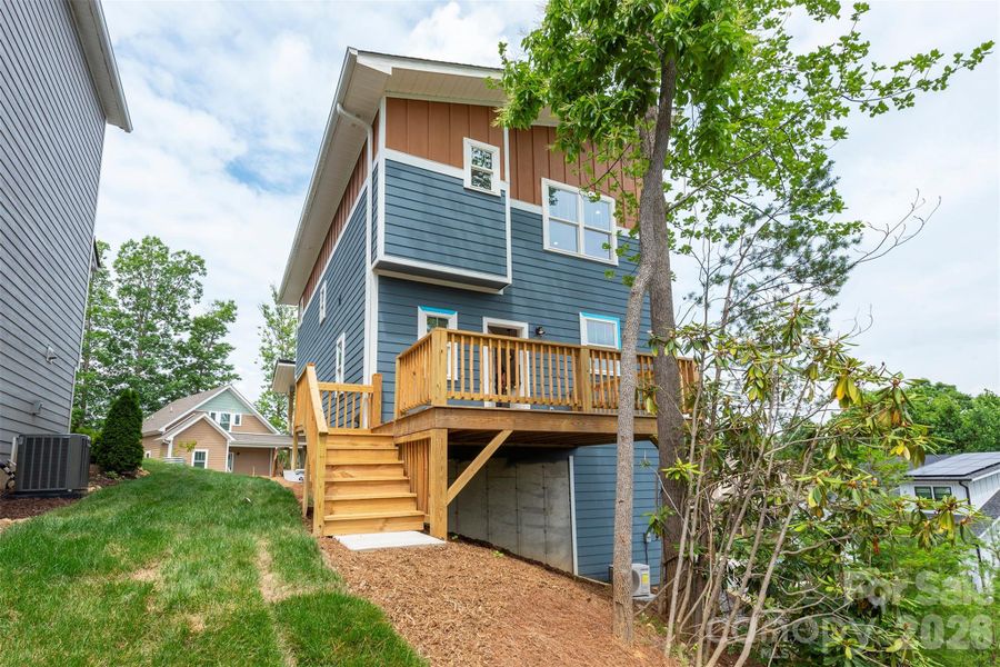 Exterior details and patio area of a home in , Arden (Image 20).