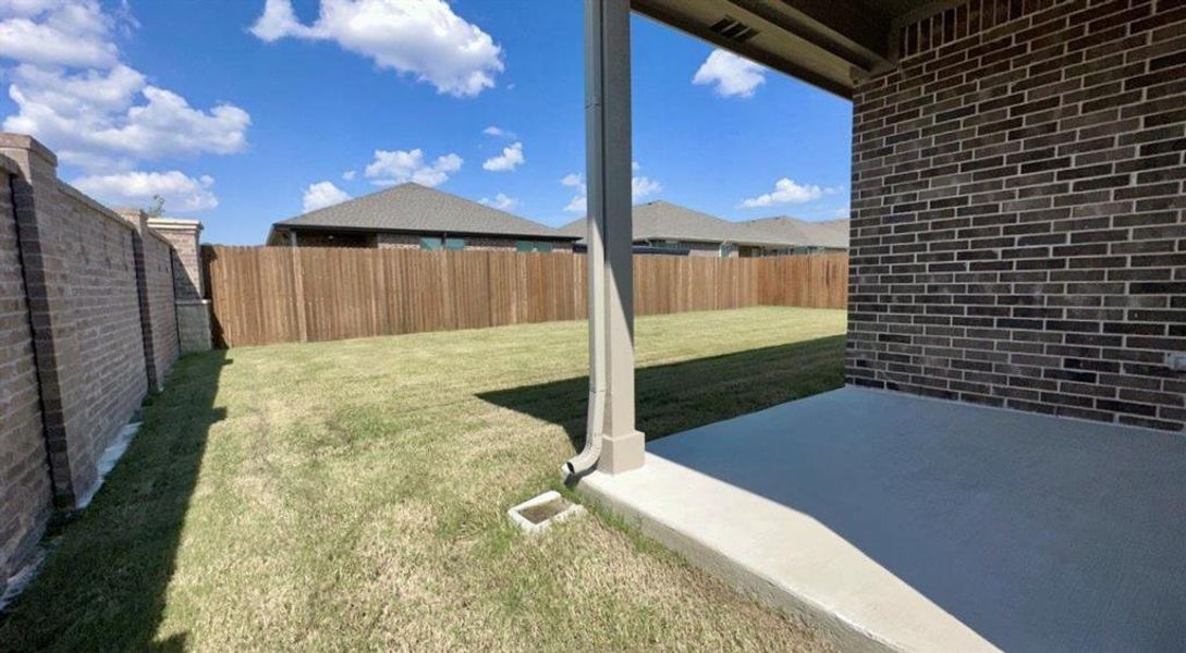 Exterior details and patio area of a home in Eagle Creek, Denton (Image 3). Exterior details and patio area of a home in Eagle Creek, Denton (Image 3).