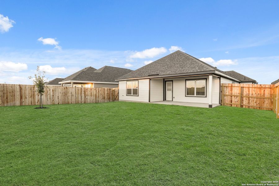 Exterior details and patio area of a home in Swenson Heights, Seguin (Image 19).