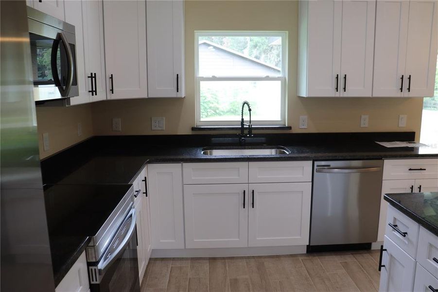 Furnished interior view inside a new home in , Ocala (Image 5).