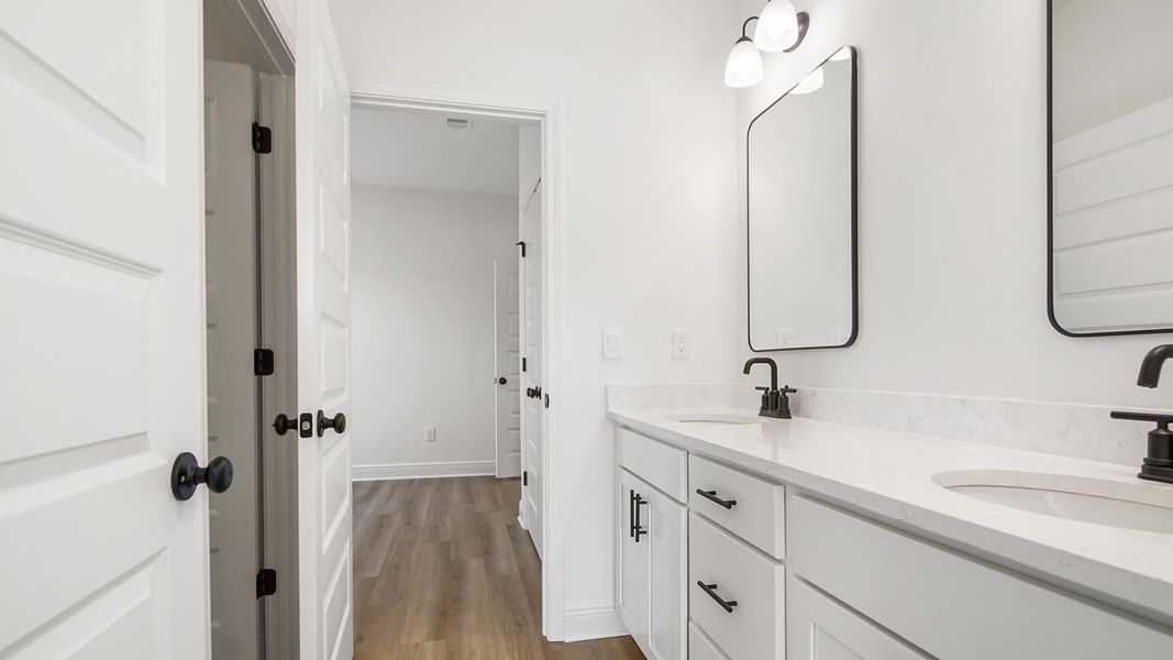 Furnished interior view inside a new home in Owl's Head Farms, Freeport (Image 10).
