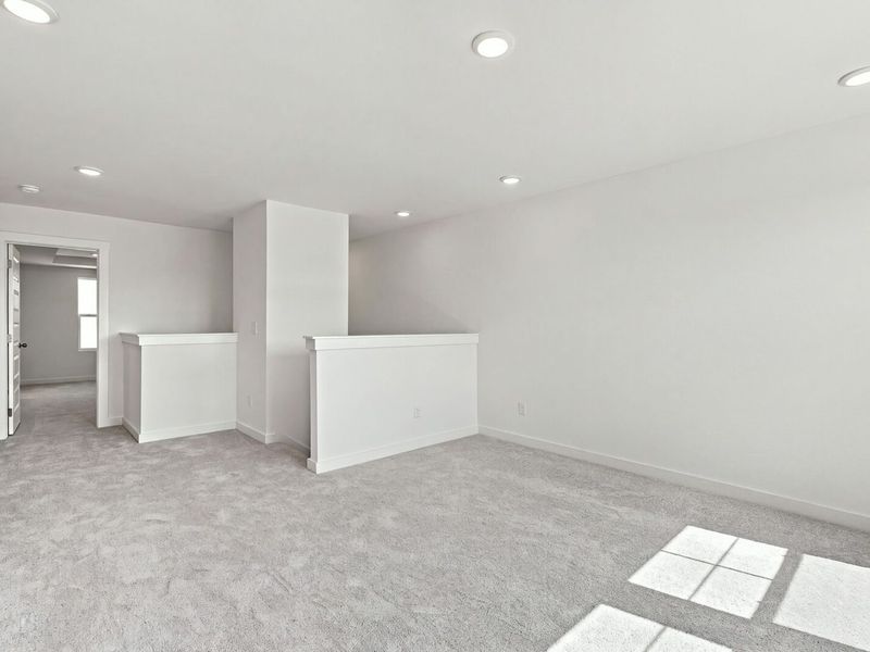 Spacious, unfurnished interior of a new home in Calista Farms, White House (Image 33).