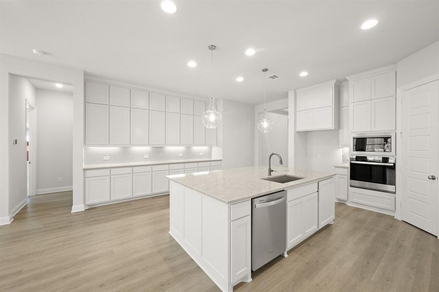 Furnished interior view inside a new home in BridgeWater - Phase 1, Midlothian (Image 8).