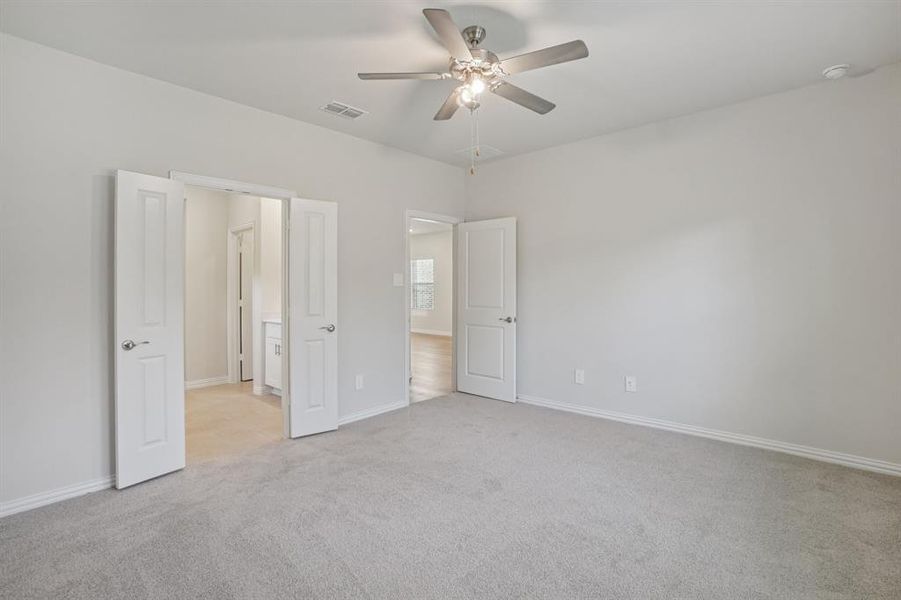 Photo is not of the actual home, but is an inspirational photo of builder’s model home and may depict options, furnishings, and/or decorator features that are not included.