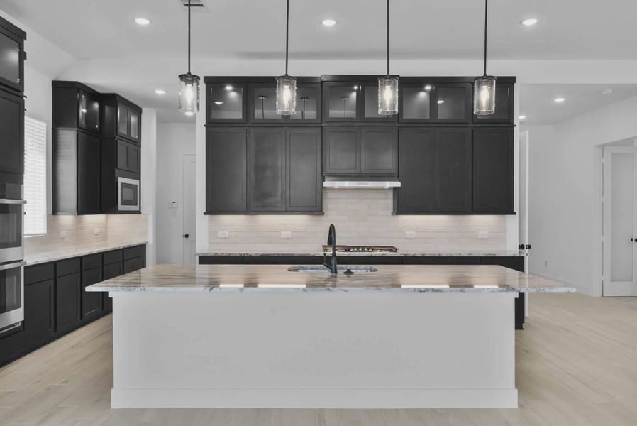 Representative furnished interior of a home built from the Cayman by Chesmar Homes in Blue Heron, Mont Belvieu (Image 18). Representative furnished interior of a home built from the Cayman by Chesmar Homes in Blue Heron, Mont Belvieu (Image 18).