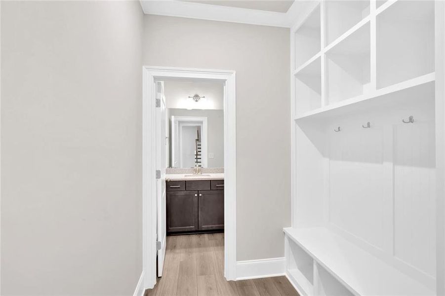 Spacious, unfurnished interior of a new home in Ford Landing, Acworth (Image 17).