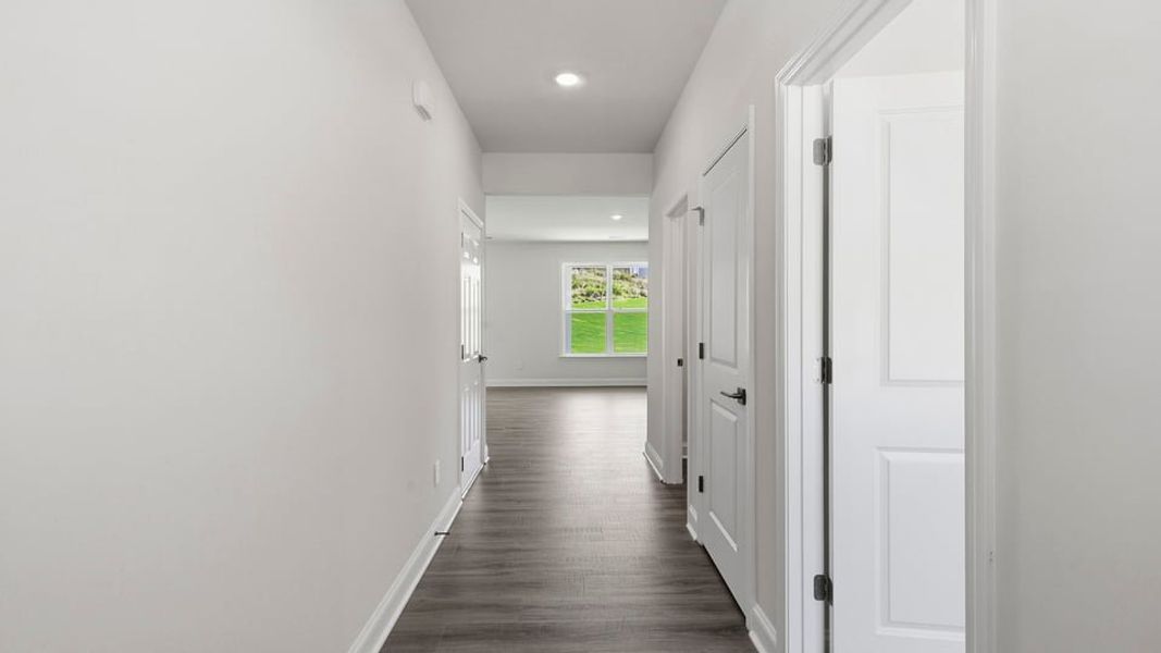 Spacious, unfurnished interior of a new home in Briargate, Fountain Inn (Image 13).