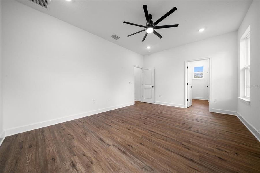 Spacious, unfurnished interior of a new home in , Spring Hill (Image 45). Spacious, unfurnished interior of a new home in , Spring Hill (Image 45).