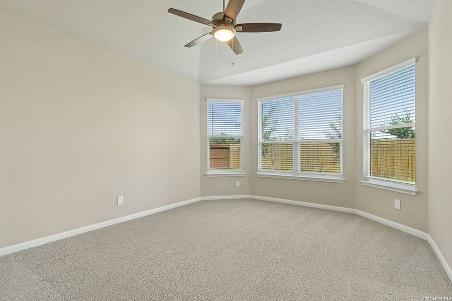 Spacious, unfurnished interior of a new home in Thomas Pond, San Antonio (Image 35). Spacious, unfurnished interior of a new home in Thomas Pond, San Antonio (Image 35).