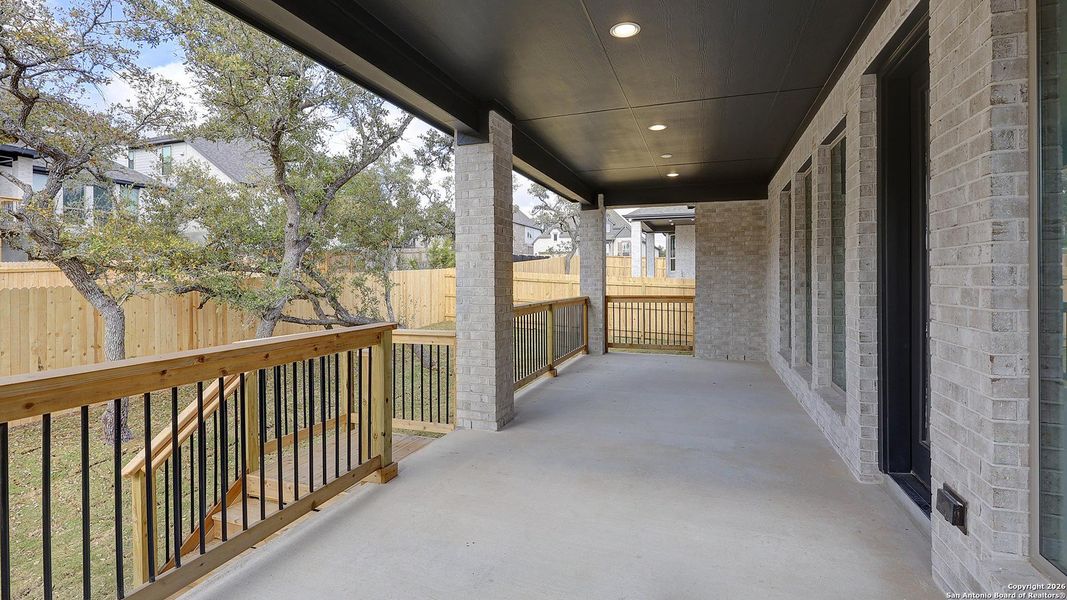 Exterior details and patio area of a home in Ranches At Creekside 55', Boerne (Image 4).
