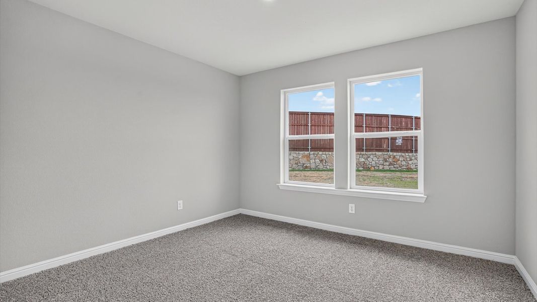 Spacious, unfurnished interior of a new home in Sandstone Estates, Granbury (Image 25).