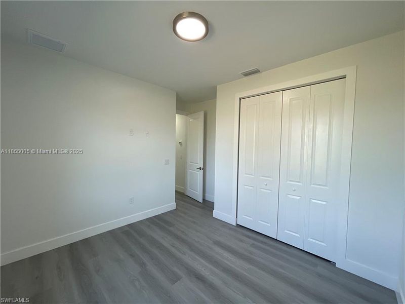 Spacious, unfurnished interior of a new home in , Lehigh Acres (Image 20).