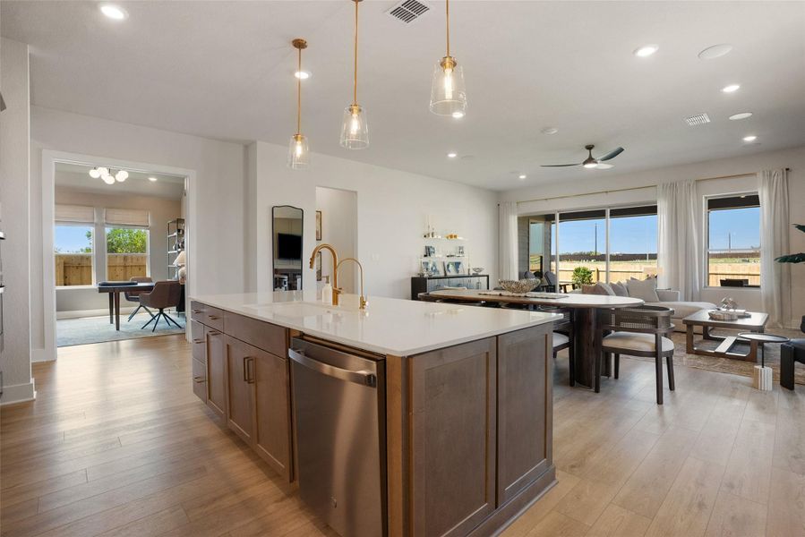 Representative images and renderings are for illustrative purposes. Actual structural options and design finishes of home may vary. Representative images and renderings are for illustrative purposes. Actual structural options and design finishes of home may vary.