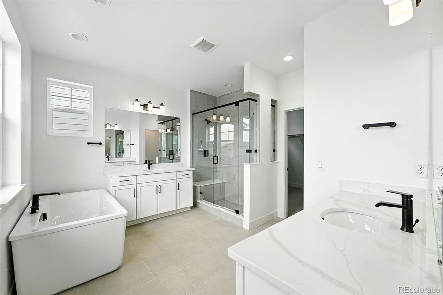 3943 Descent St - Ready Now!