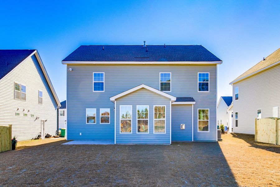Exterior details and patio area of a home in Hendrix Farms, Lexington (Image 22).