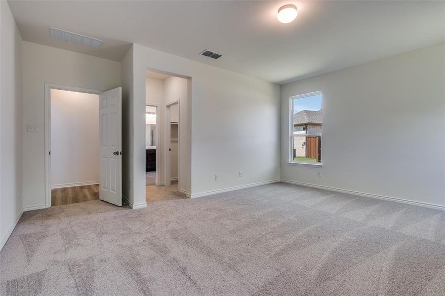 Spacious, unfurnished interior of a new home in The Preserve Estates, Justin (Image 13). Spacious, unfurnished interior of a new home in The Preserve Estates, Justin (Image 13).