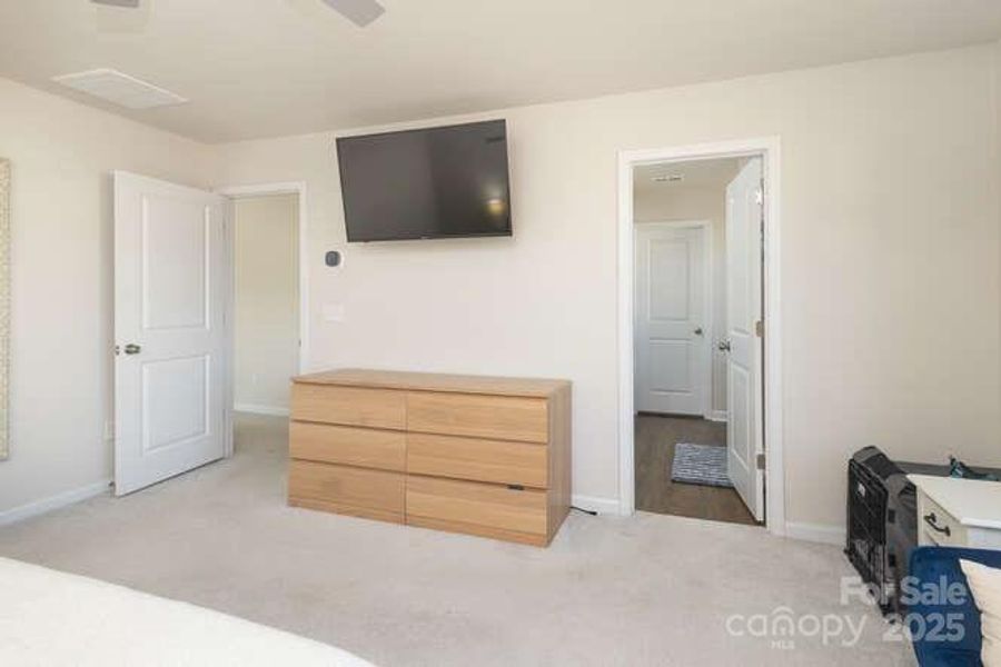 Image 46 of a home in .