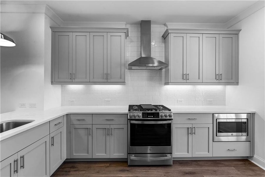 Furnished interior view inside a new home in Evanshire Townhomes, Duluth (Image 7).