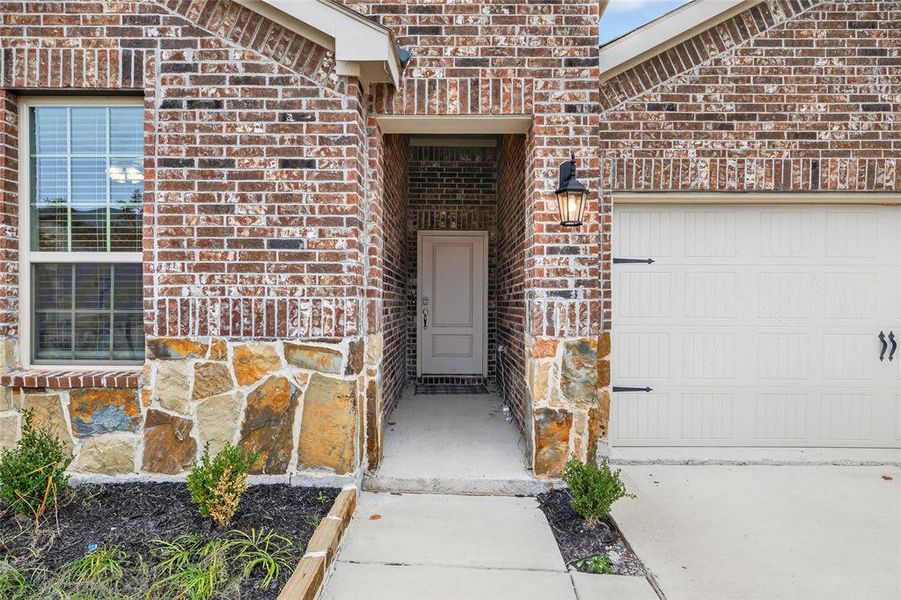 Exterior details and patio area of a home in , Anna (Image 3).