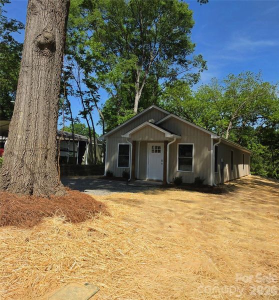 Image 41 of a home in .