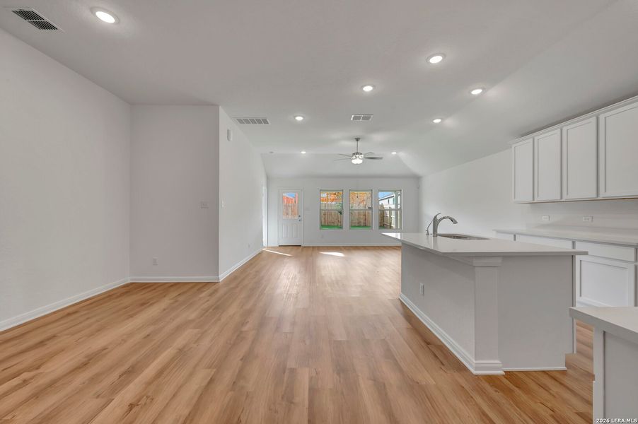 Spacious, unfurnished interior of a new home in Agave, San Antonio (Image 20). Spacious, unfurnished interior of a new home in Agave, San Antonio (Image 20).