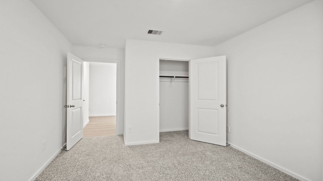 Representative unfurnished interior of a home built from the Bailey by D.R. Horton in Lexington Heights, Willis (Image 20). Representative unfurnished interior of a home built from the Bailey by D.R. Horton in Lexington Heights, Willis (Image 20).