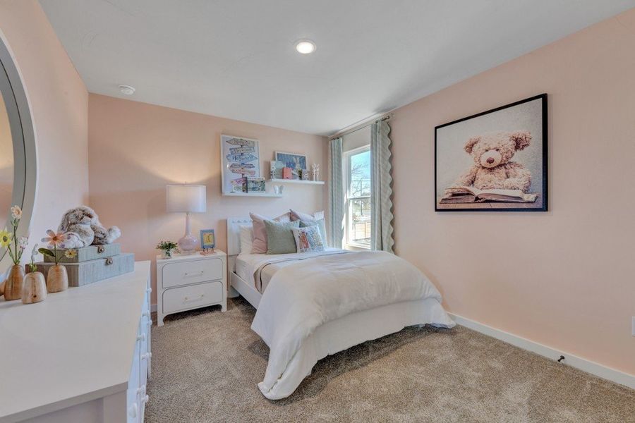 Representative furnished interior of a home built from the Maverick by Hakes Brothers in Veranda Designer, San Antonio (Image 22).