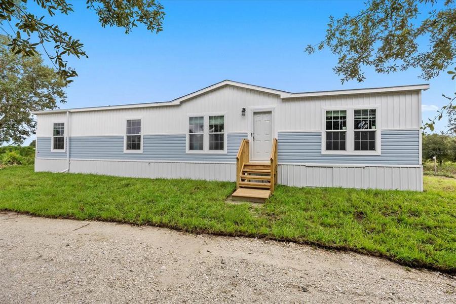 Exterior details and patio area of a home in , Okeechobee (Image 27). Exterior details and patio area of a home in , Okeechobee (Image 27).