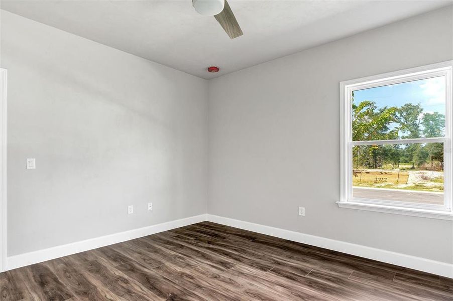 Spacious, unfurnished interior of a new home in Grand Oaks, Gainesville (Image 41).