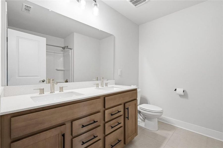 Furnished interior view inside a new home in Hunters Creek, Flowery Branch (Image 9).
