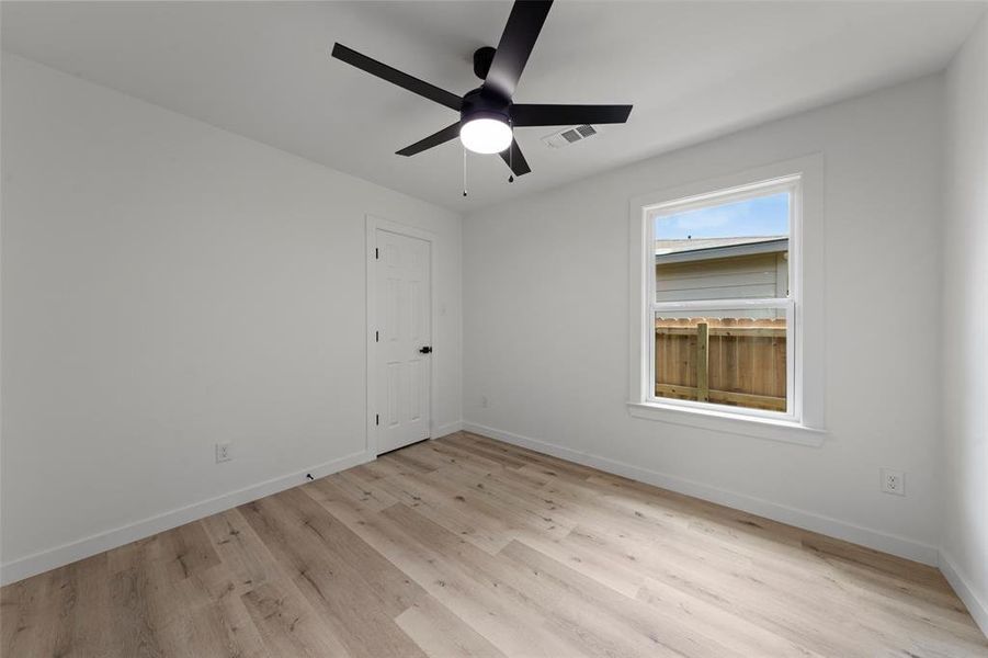Spacious, unfurnished interior of a new home in , Waco (Image 20). Spacious, unfurnished interior of a new home in , Waco (Image 20).