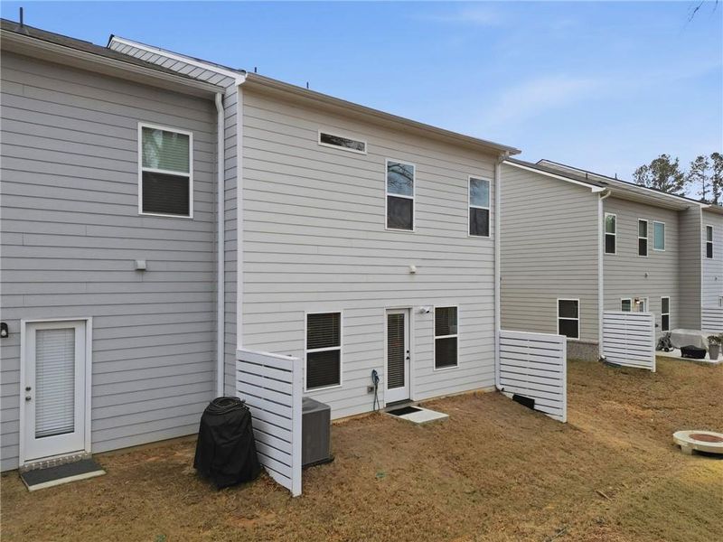 Exterior details and patio area of a home in , Powder Springs (Image 3).