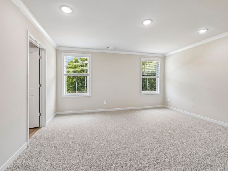 Spacious, unfurnished interior of a new home in Avalon Place - Signature Series, Durham (Image 16). Spacious, unfurnished interior of a new home in Avalon Place - Signature Series, Durham (Image 16).